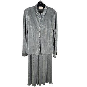 Melloday Pleated Silver Two-Piece Set Large Button-Up Top & Pants